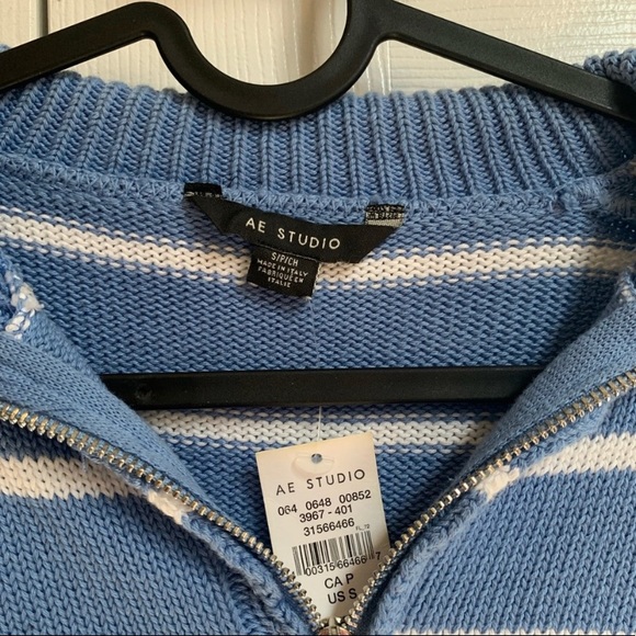 BNWT American Eagle quarter zip - Picture 3 of 3
